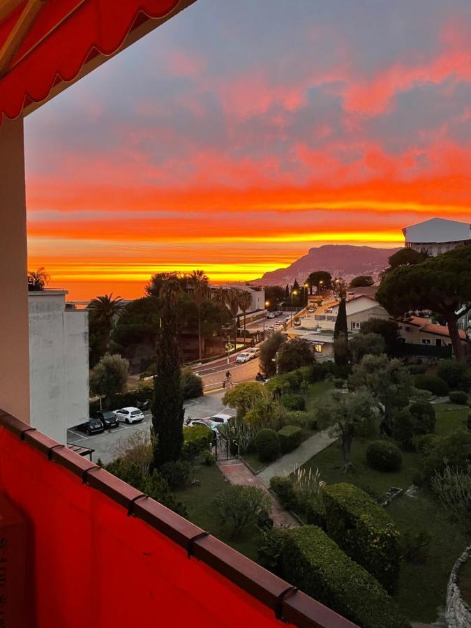 Charmant 2 Pieces Vue Sur Mer Et Monte-Carlo A Roquebrune Cap Martin Buitenkant foto